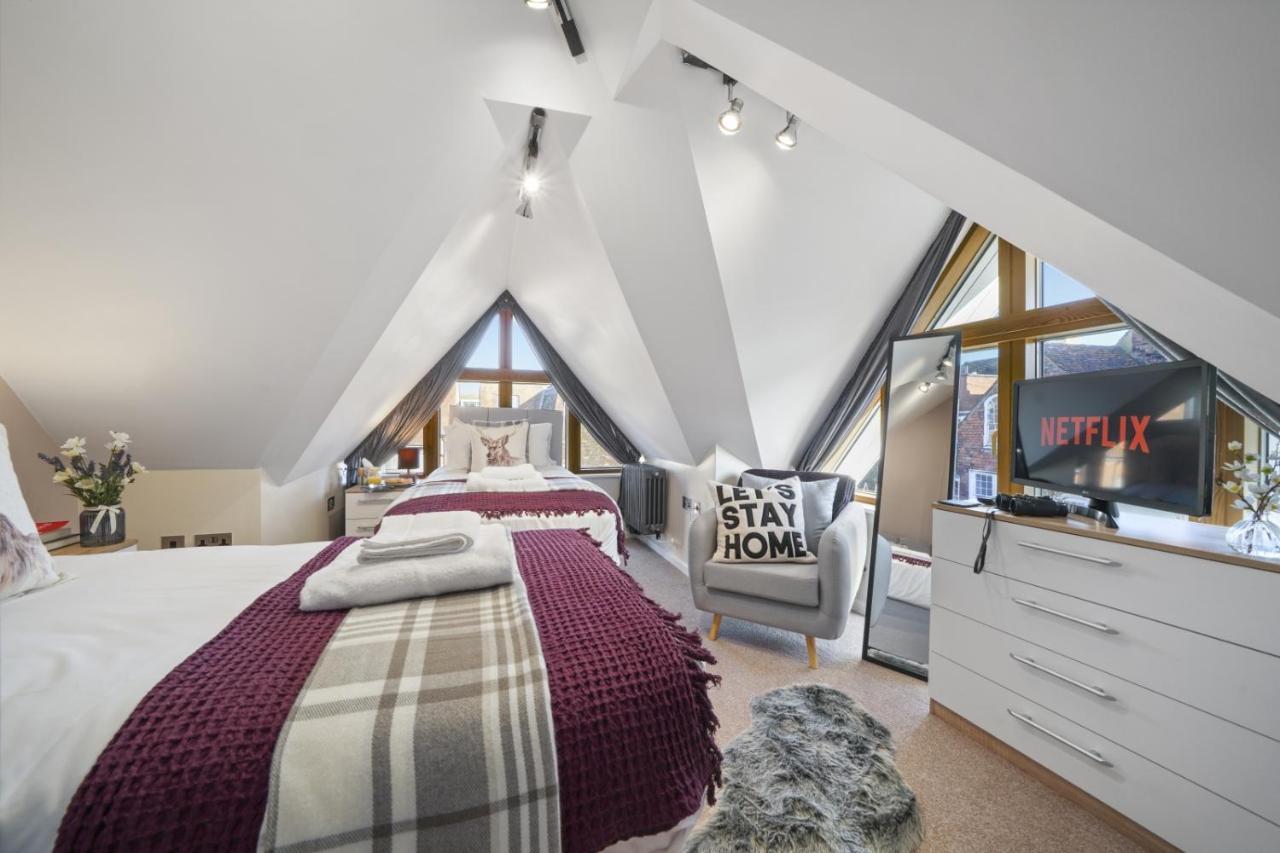 Super Funky Spire View Cottage - Free Gated Parking - Ultra Wifi Canterbury Exterior photo